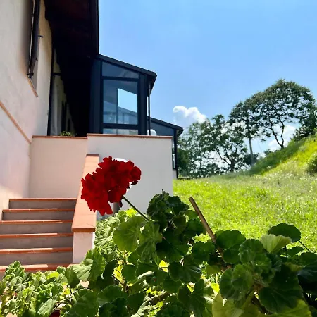 Сasa de vacaciones Locazione Turistica Ca'del Fre' Trezzo Tinella