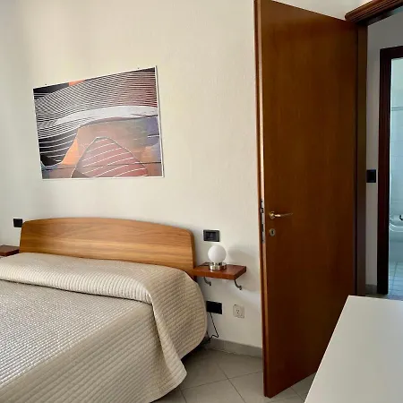 Сasa de vacaciones Locazione Turistica Ca'del Fre' Trezzo Tinella